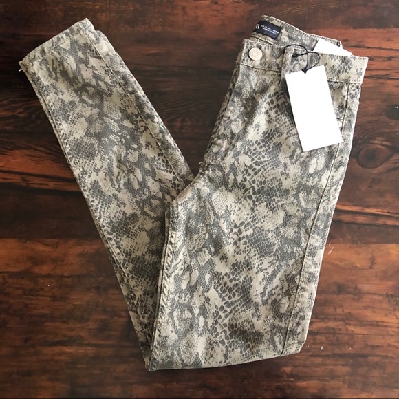 Zara High Rise Skinny Jeans Snakeskin Pattern Size 4 - Picture 4 of 10